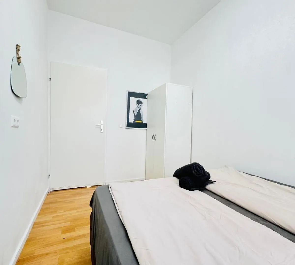 Lejlighed Comfy Rooms In A Shared Apt, 8Min To Rathausplatz Wien