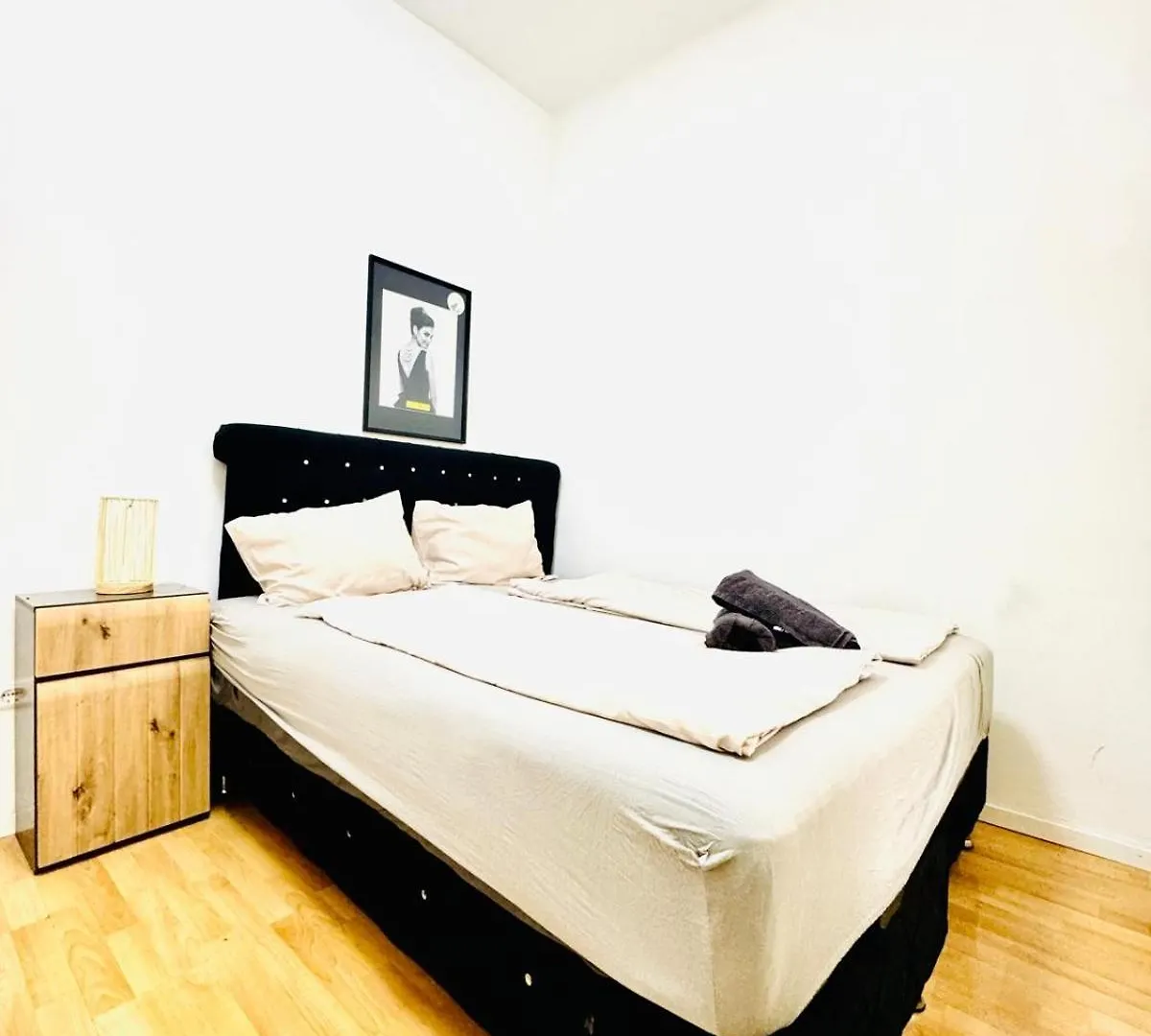 شقة Comfy Rooms In A Shared Apt, 8Min To Rathausplatz فيينا